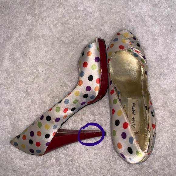 Steve Madden Satin Multicolored Polka Dot Pump - Picture 1 of 5